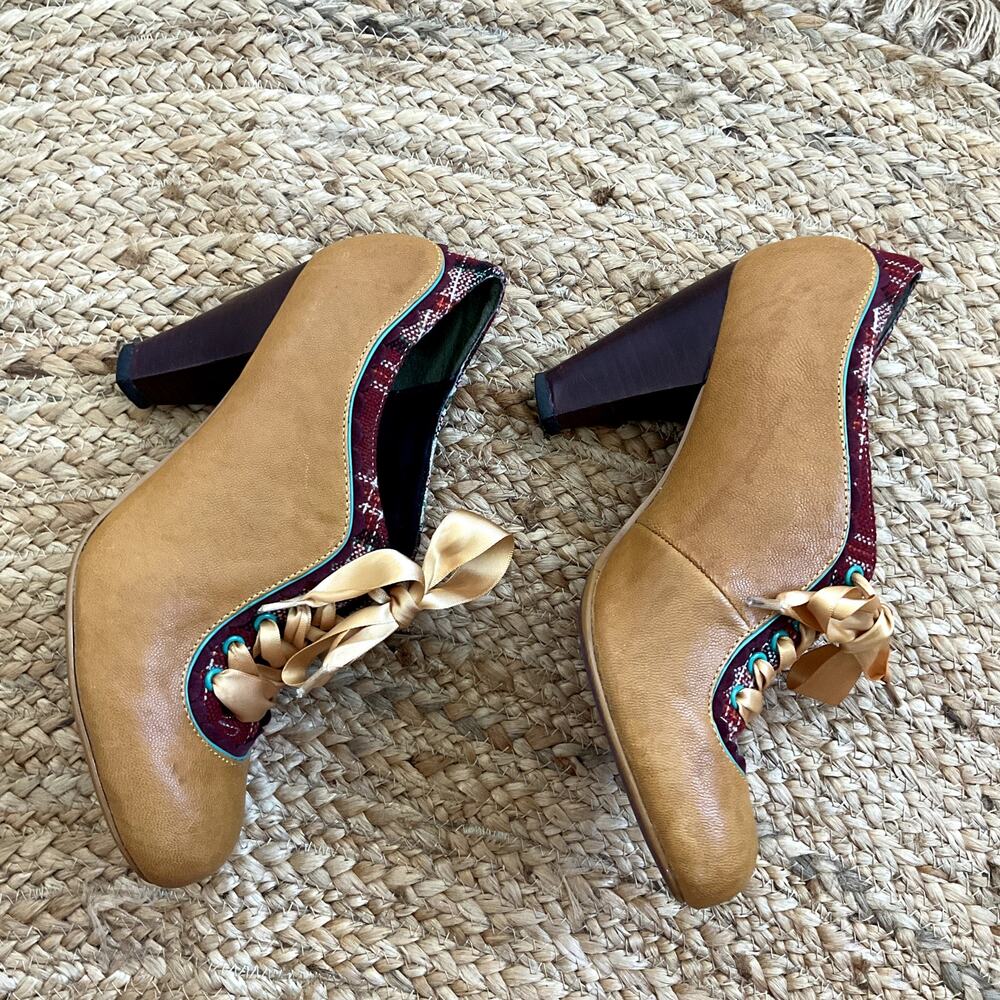 Poetic Licence London Women's Lace Up Heels Size 8.5 Tan Colorblock Block Pumps - Picture 13 of 13